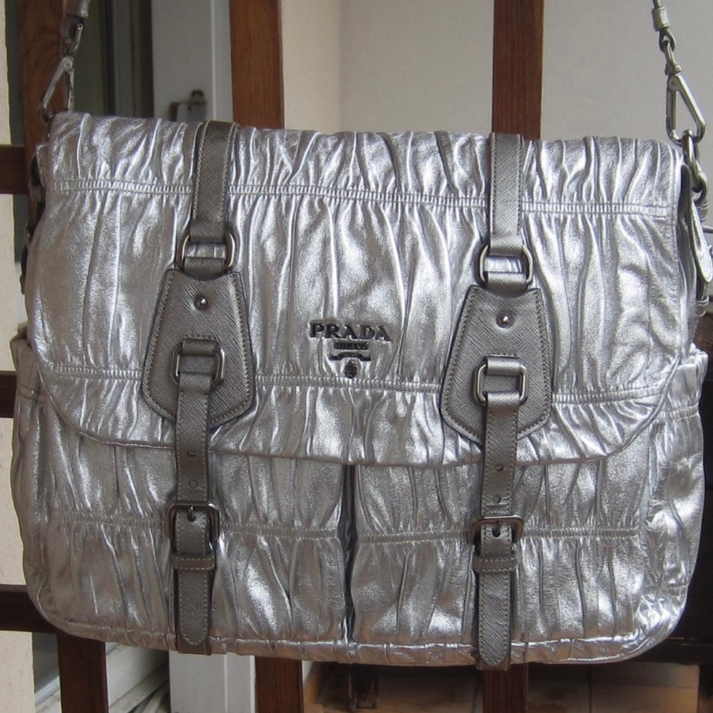 Great Condition 100% Authentic Prada Messenger Ba… - image 1